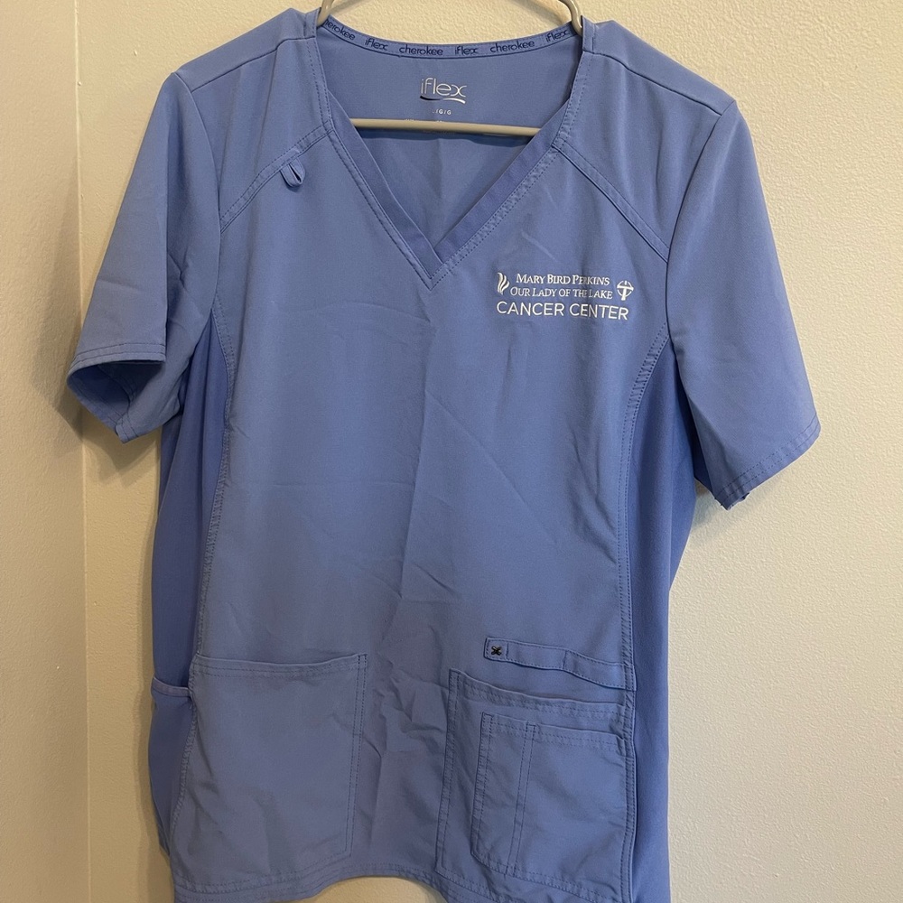 Woman’s Cherokee IFlex Scrub Top